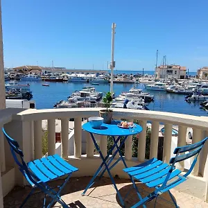 Magnifique Pepite Au Bord De L Eau , Martigues France